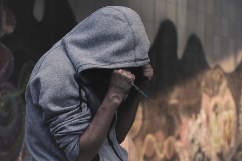 La atención de las Autoridades sobre el cannabis en lugar de las drogas duras.