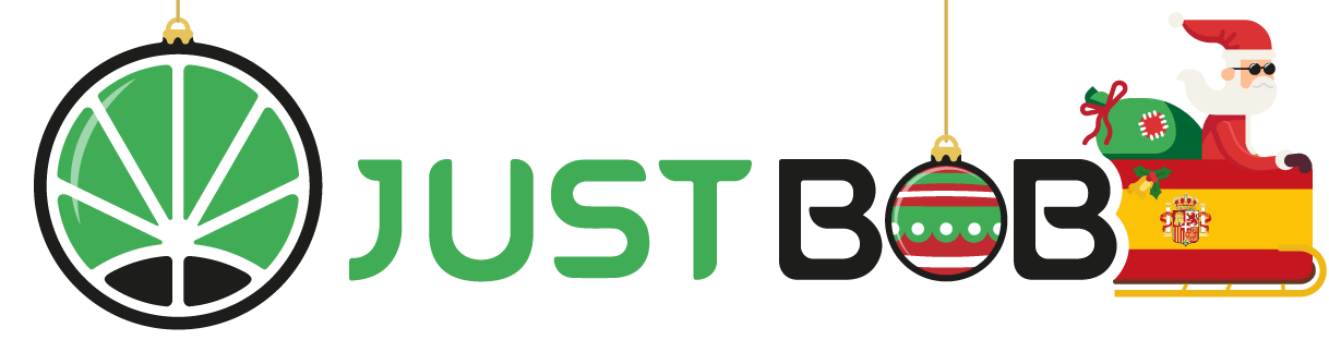 Logo de JustBob con decoraciones navideñas y Santa en fondo verde oscuro