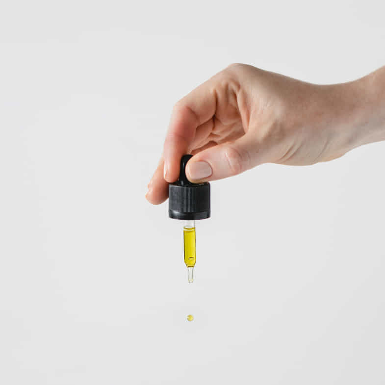 pipetta con aceite de cannabis | just bob