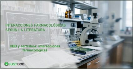 Pantalla con diagrama del citocromo P450 en laboratorio, banner del artículo de Justbob sobre CBD y sertralina